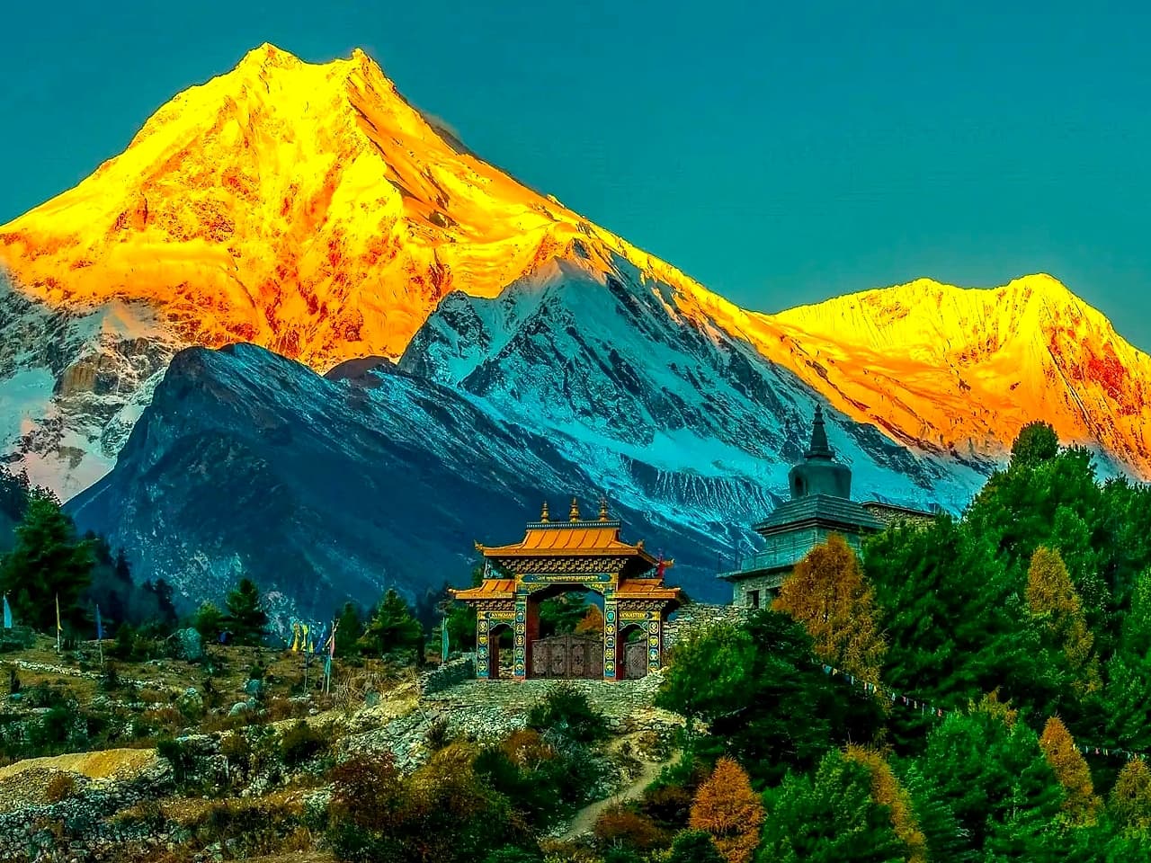 Manaslu Circuit Trek