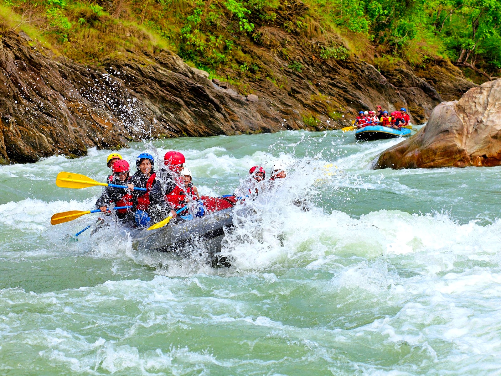 Rishikesh River Rafting: Difficulty, Cost & Best Time